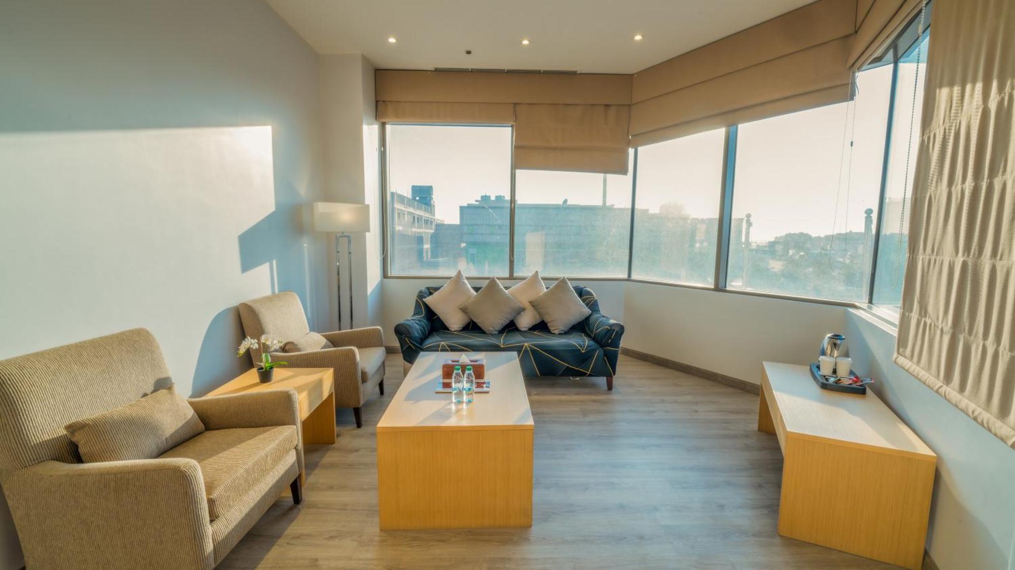 Aram Hotel - AlMeshael Exit 18 Riadh Exterior foto